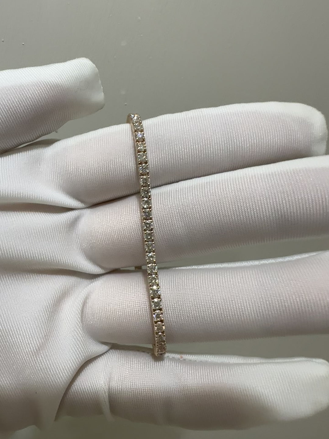 經典網球手鍊 Tennis Bracelet｜總重 2.9克拉・單顆5分嚴選鑽石 (58顆排鑽) 18K金