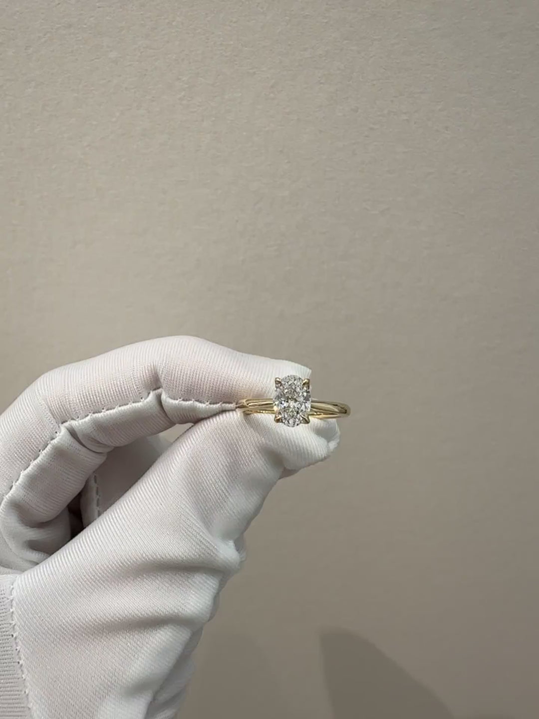 橢圓車工單鑽求婚戒｜Oval Diamond Solitaire Ring・14K/18K黃金