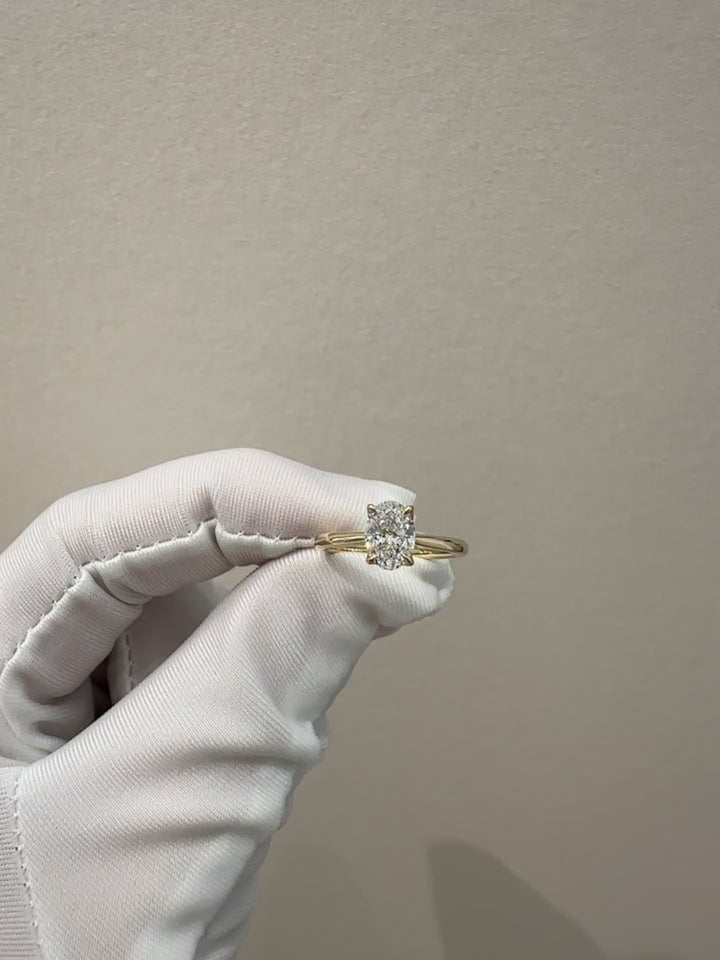 橢圓車工單鑽求婚戒｜Oval Diamond Solitaire Ring・14K/18K黃金